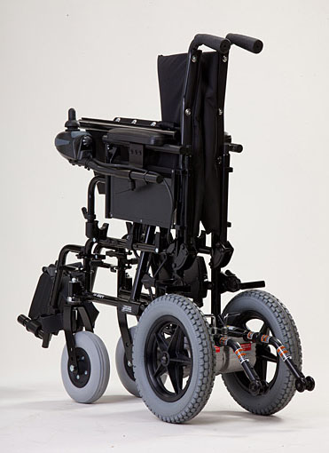 Электрическое кресло коляска обеспечивает комфорт передвижения