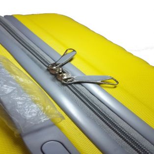 Пластиковый чемодан Ananda "желтый", большой