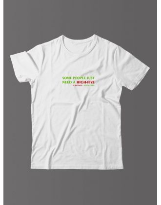 Футболка для мужчины с оригинальной надписью "Some people just need"/Прикольная