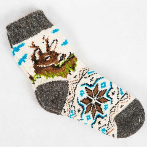 Натуральные зимние носки с вязаным оленем