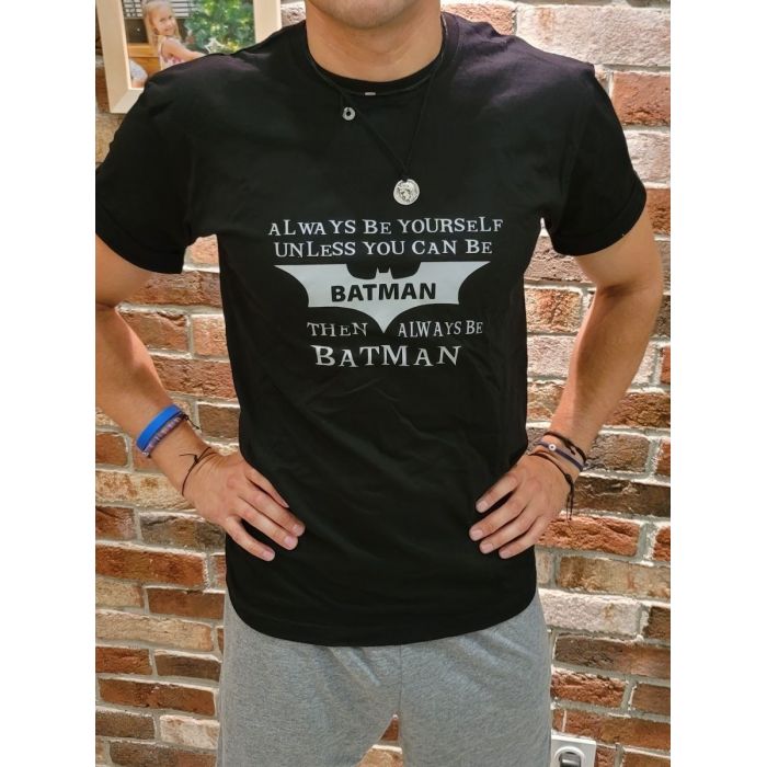Футболка Бэтмен мужская с принтом Batman